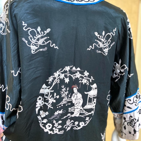 Antique silk Chinese Asian hand embroidered jacket robe chinoiserie - Picture 9 of 15